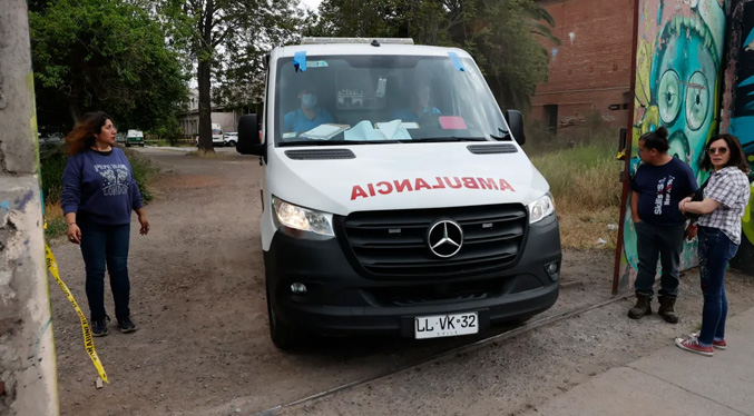 Al menos 35 heridos tras explotar una bomba molotov en un instituto de Santiago de Chile