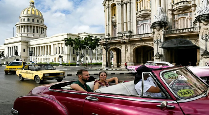 La frustración de los turistas extranjeros en una Cuba en apagón