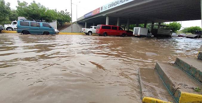 Laguna en la Circunvalación 1 ralentiza el tránsito en sentido norte – sur (+ Fotos)