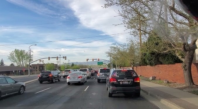 Venezolano pierde sus piernas tras accidente en Utah