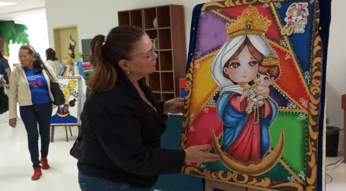 La Secretaría de Educación inaugura la Exposición «La Chinita, imagen de la inocencia de mi pueblo» en la Biblioteca Pública María Calca