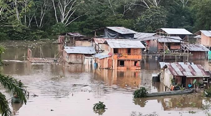 Gobierno venezolano ofrece ayuda a Colombia tras inundaciones ocasionadas por lluvias