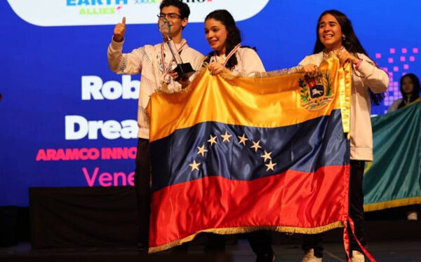 Venezuela obtiene el primer lugar en Olimpiada Mundial de Robótica en Türkiye 2024