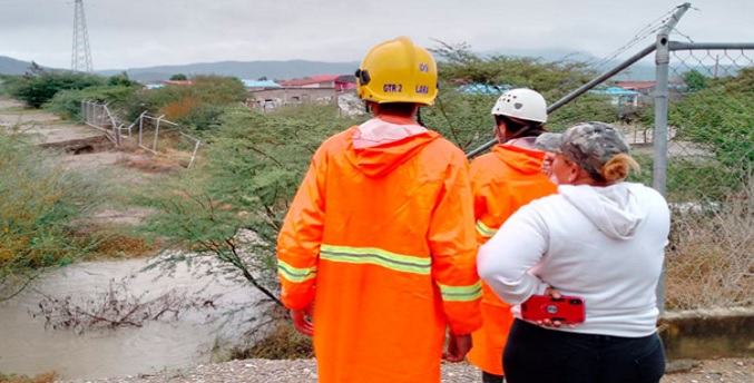 Autoridades de Lara buscan el cuerpo de un hombre que fue arrastrado por una cañada