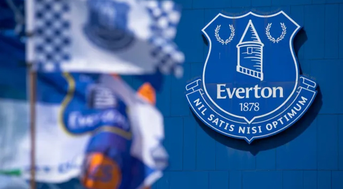 Grupo estadounidense Friedkin completa la compra del club inglés Everton