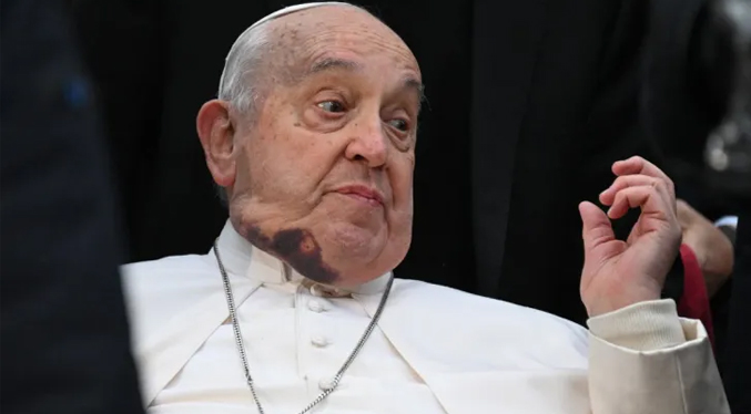 El Papa critica una cultura machista que trata a la mujer como un ser humano de segunda categoría