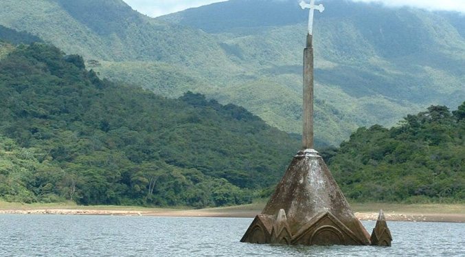 Hallan sin vida a niño desaparecido en el río Caparo