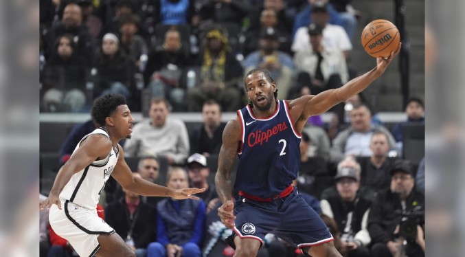 Clippers aplastan a Nets por 126-67 en la mayor paliza de su historia