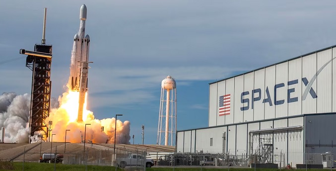 FBI investiga amenazas contra SpaceX, la compañía aeroespecial de Elon Musk, en Texas