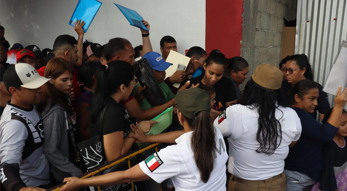 Activistas denuncian que la frontera sur de México está vuelta un «tapón» para migrantes