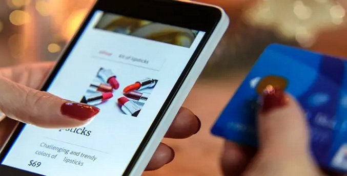 El 70 % de compras electrónicas en el país las realizan por teléfonos móviles