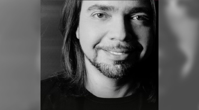 Fallece el diseñador de moda venezolano Richard Febles