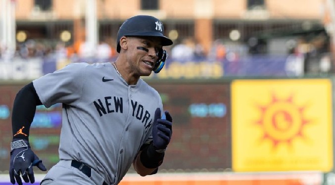 Yankees hacen historia abriendo un juego con tres HR seguidos por 2da vez