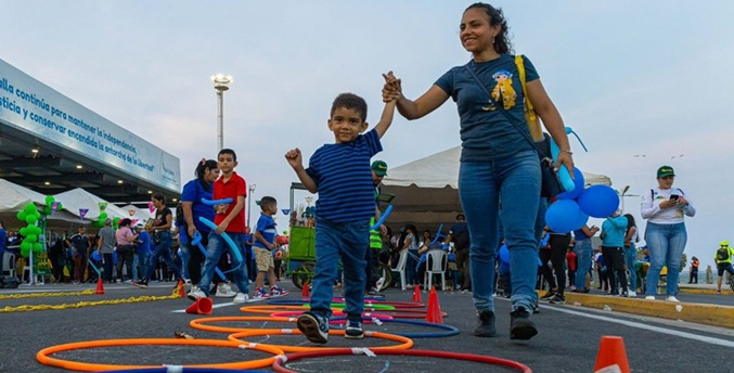 Alcaldía de Maracaibo conmemora el Día Concienciación sobre el Autismo con caminata y actividades recreativas