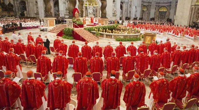 Fases del proceso de elección de un nuevo Papa