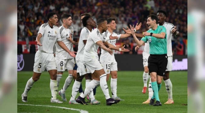 Tres jugadores del Real Madrid podrían recibir duras sanciones por polémicas con árbitro