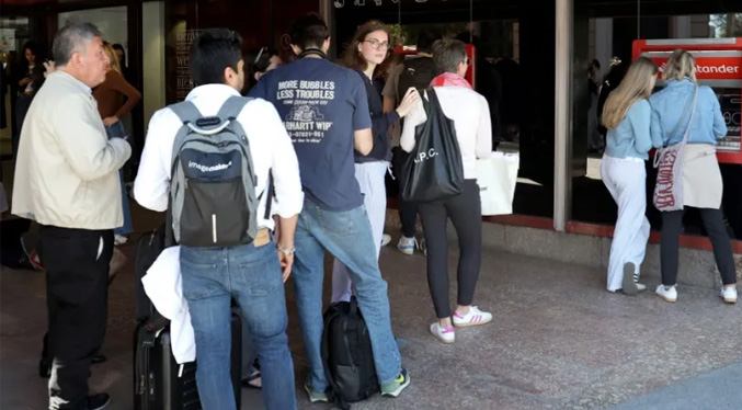 Caos y confusión en las calles de España por el apagón