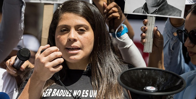 Andreína Baduel denuncia falta de respuesta a pedido de fe de vida de hermano preso