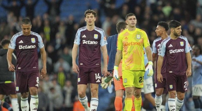 Aston Villa se queja por cambio de calendario en la Liga Premier