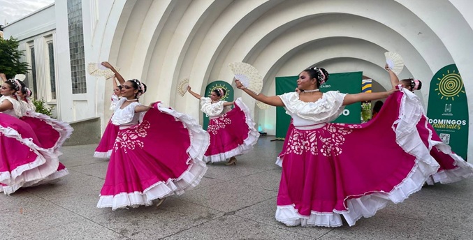 Alcaldía de Maracaibo conmemora 22 años de las Danzas Municipales