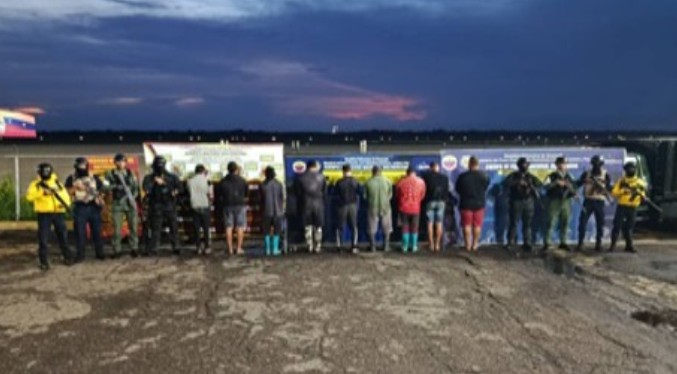 Detienen a nueve integrantes de banda ligada a la red de narcoalcaldes