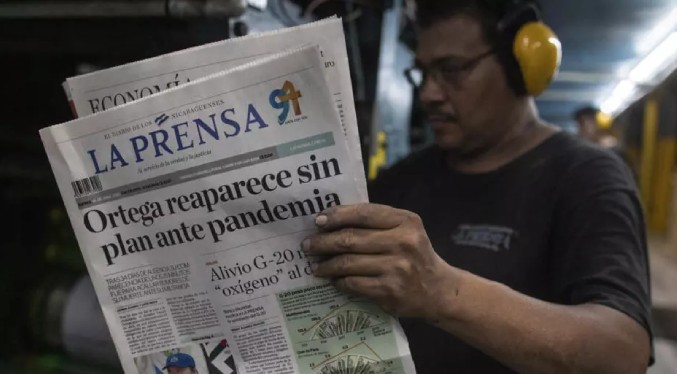 El diario La Prensa dedica el premio de la UNESCO a los «condenados al silencio»