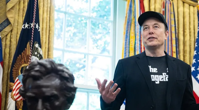 Elon Musk arremete contra el The New York Times tras publicar que consume drogas