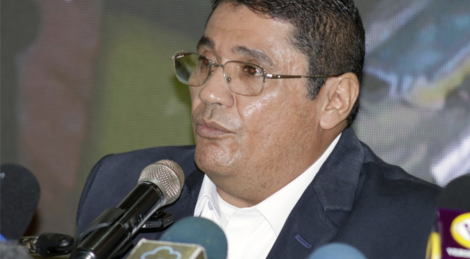 Ely Ramón Atencio se proclama como «candidato de las regiones» en Zulia