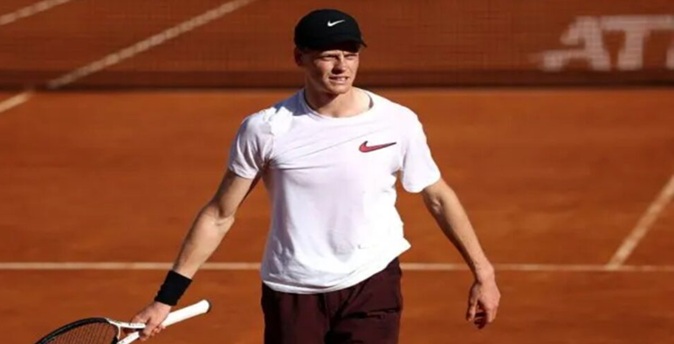 Sinner regresa a las canchas luego de tres meses de sanción