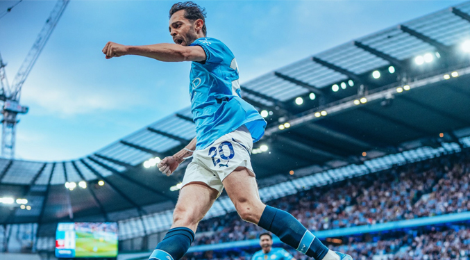 Presidente de Napoli sugiere que el fichaje de Kevin De Bruyne está pronto a cerrarse