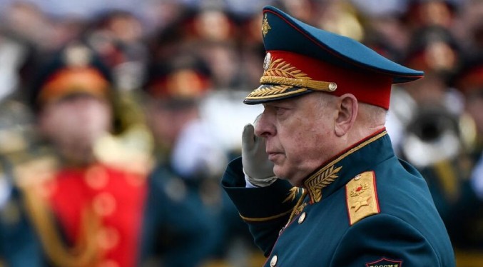 Putin destituye al comandante de las fuerzas terrestres del Ejército