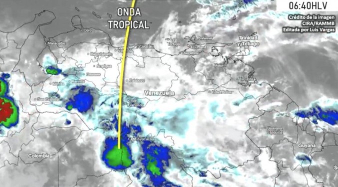 Onda tropical N°28 llegará al país en las próximas horas
