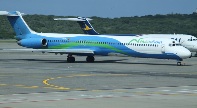 Reanudan vuelos entre Panamá y Venezuela