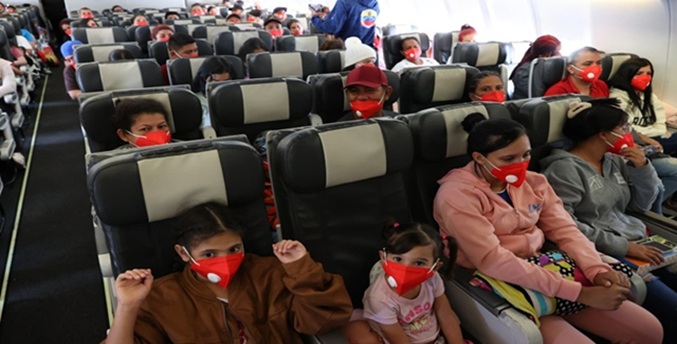 Más de 300 venezolanos regresan al país este 29-May en vuelo de repatriación desde Honduras