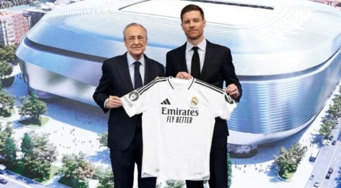 Xabi Alonso firma su contrato con el Real Madrid hasta 2028