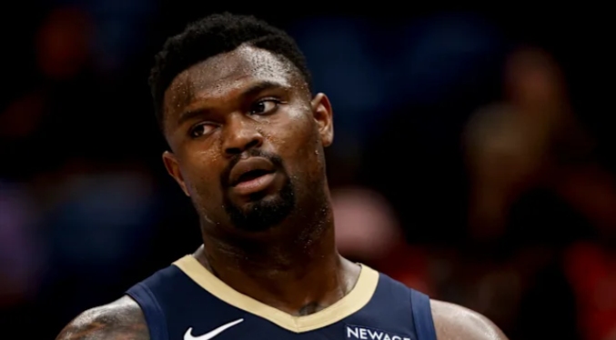 Jugador de la NBA es acusado de violación y años de abuso a una mujer