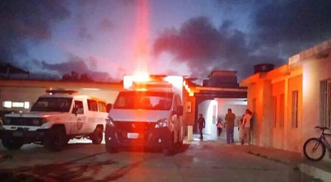 Una mujer y su hijo fallecen en un accidente vehicular en Falcón