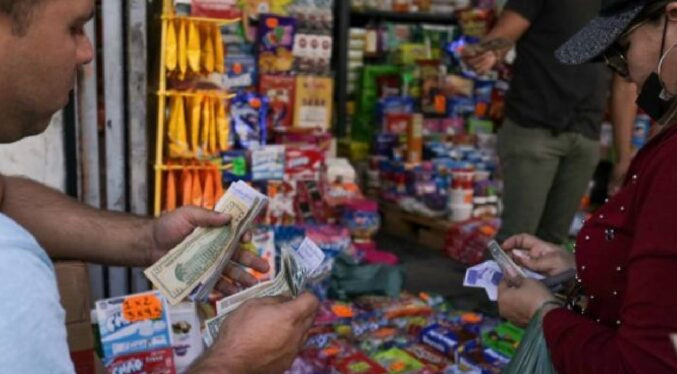 Reportan una caída del 60 % del pago en divisas en el comercio minorista