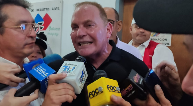 Di Martino inscribe ante el CNE su candidatura a la Alcaldía de Maracaibo (+Video)