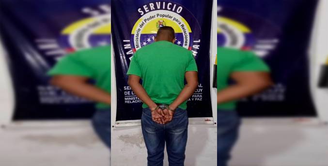 Detienen a profesor por el presunto abuso sexual de una estudiante de 15 años