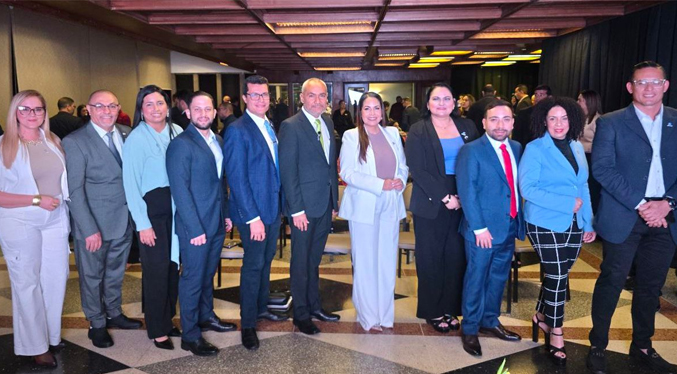 UCEZ renueva su liderazgo: María Alejandra Contreras asume la presidencia para el período 2025-2027