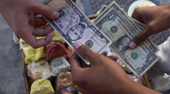 BCV cotiza el dólar en Bs 301,37 este 02-Ene