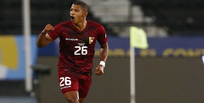 Venezuela suma al centrocampista Edson Castillo para los partidos contra Bolivia y Uruguay