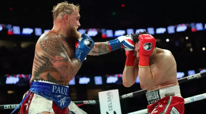 El YouTuber Jake Paul avergüenza sobre el ring al mexicano Chávez Jr.