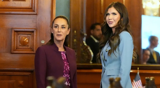 Kristi Noem acusa a presidenta Sheinbaum de llamar a “protestas violentas” en Los Ángeles