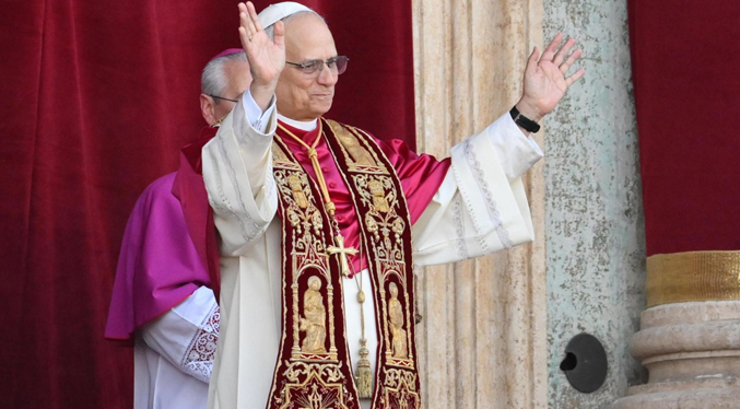León XIV pide que Secretaria de Estado no sea contaminada por «ambiciones y antagonismos»