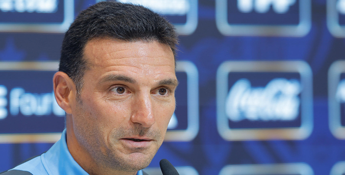 Scaloni ratifica una formación con muchos cambios para enfrentar a Chile