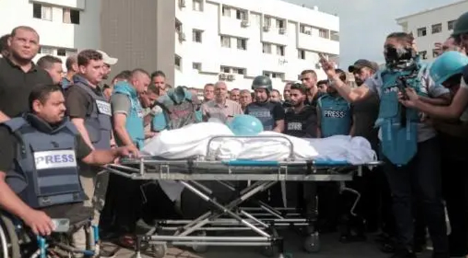 Fallecen cuatro periodistas durante un bombardeo israelí sobre hospital en Gaza