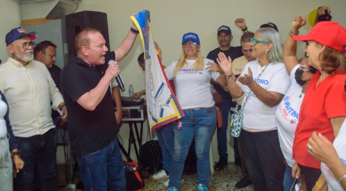 Propuesta de Di Martino: 150 camiones para recolección de basura y dignificar a policías y bomberos