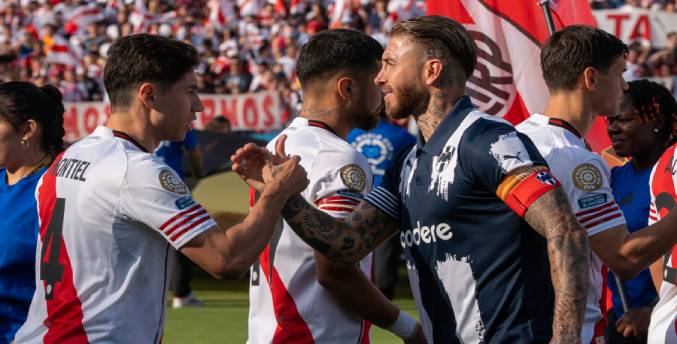 Monterrey sobrevive al acecho de River tras un empate a cero